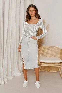 Pia Denim Skirt LIGHT WASH