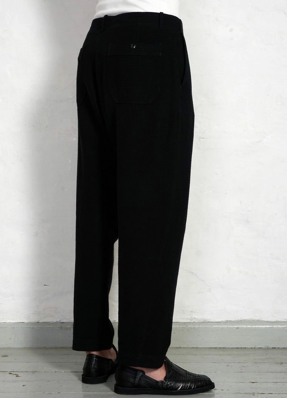 HANSEN GARMENTS TRYGVE | Wide Cut Cropped Trousers | Black - Image 7